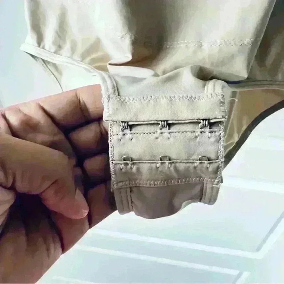 MARILYN MONROE TAN OPEN BUST SHAPEWEAR SIZE LARGE - Picture 8 of 11